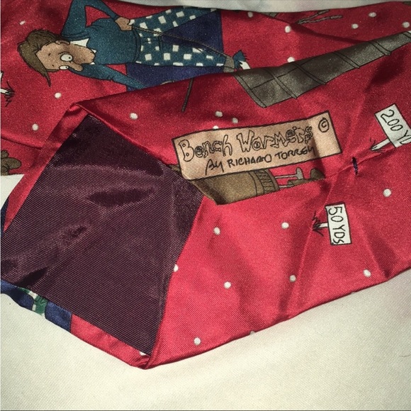Richard L Torrey Originals Men's Benchwarmer Tie Red 100% Silk Funny Golf Theme - Picture 3 of 4